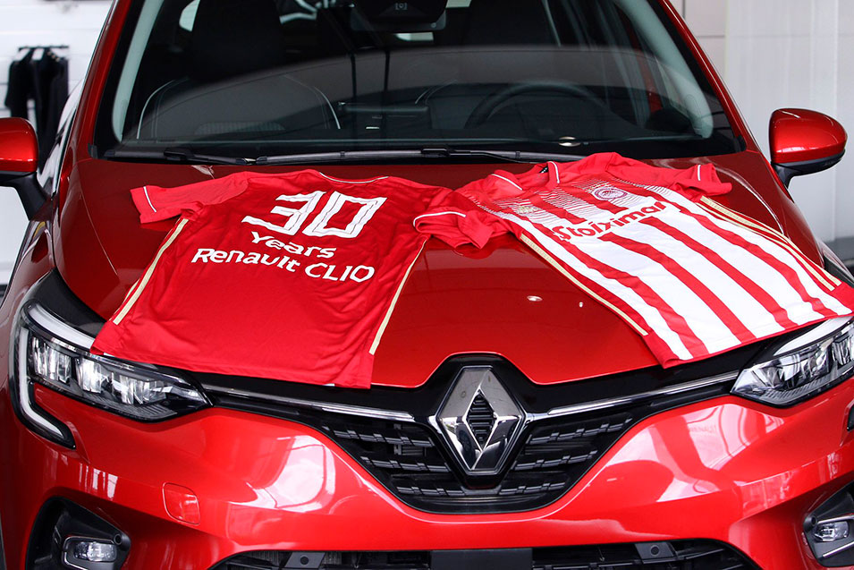 Ο Ολυμπιακός γιορτάζει με τη Renault 30 Χρόνια Renault CLIO